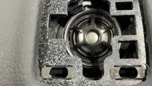Mercedes G Klasse W453 Helix i3 Hochtöner vorn auf dem Armaturenbrett