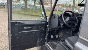 Landrover Defender 90 Türverkleidung mit Aufnahme für 16cm Tieftöner