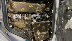 Mercedes G Klasse W453 Türverkleidung hinten mit Dämmung